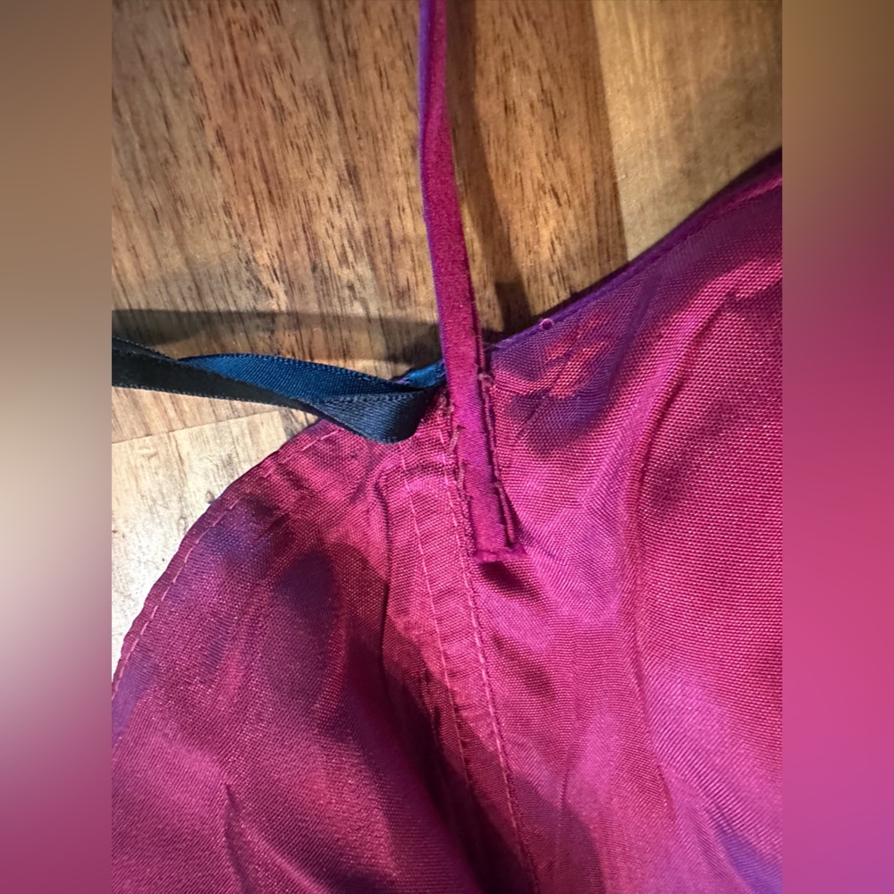 Jim Hjelm Occasions Burgundy Satin Dress| Size 6 - Picture 6 of 14